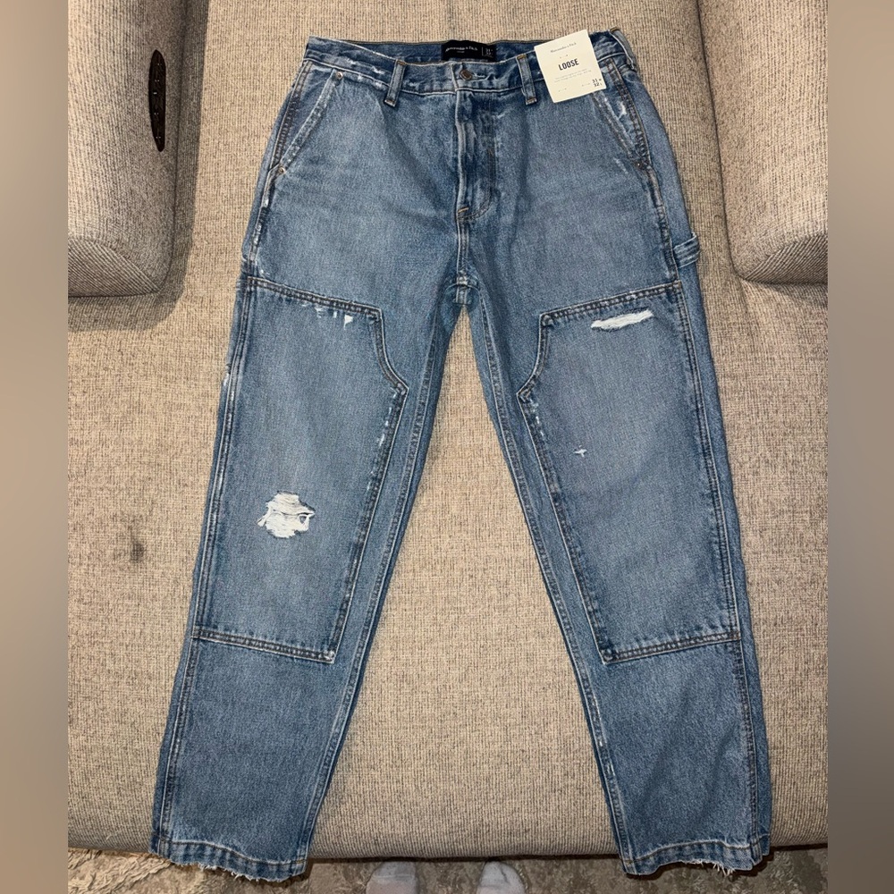 NWT! Abercrombie & Fitch Men's Loose Light Blue Distressed Jeans
